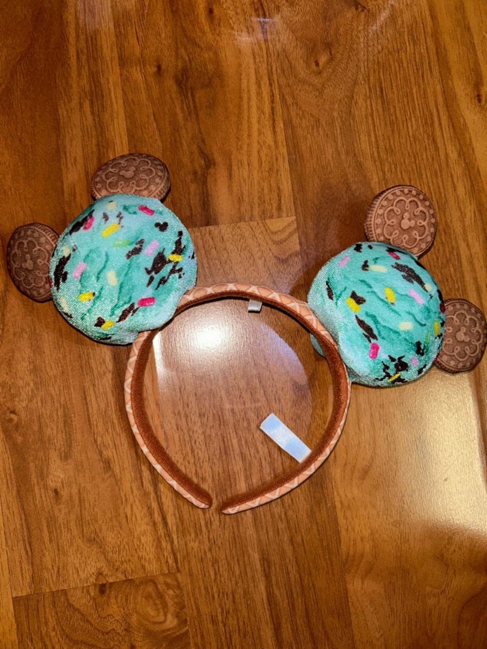 NWOT Tokyo Disney Mint Chocolate Chip Ice Cream Scoop Minnie Mouse Ears Headband